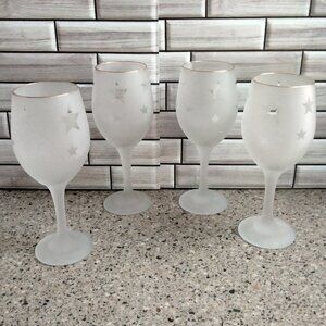 New Set of FOUR Stars Gold Rim Wine Glasses (B)